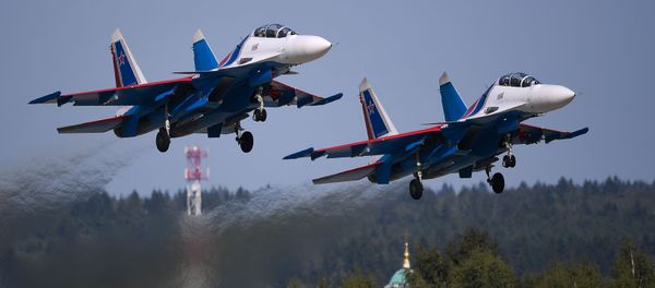 Истребитель Су-30СМ Истребитель Су-30СМ - Sputnik Армения