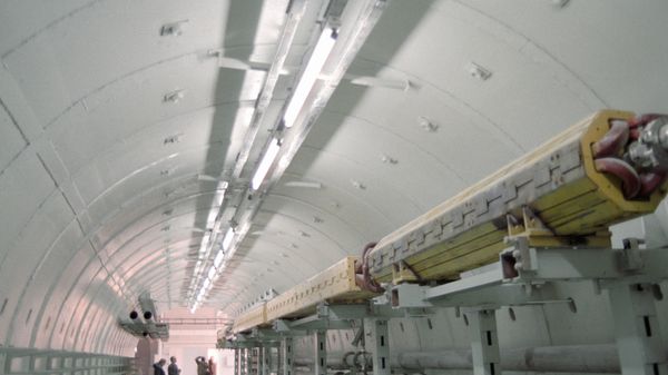 ТОННЕЛЬ УНК МАКЕТ ИНСТИТУТ ФИЗИКИ ВЫСОКИХ ЭНЕРГИЙ - Sputnik Армения