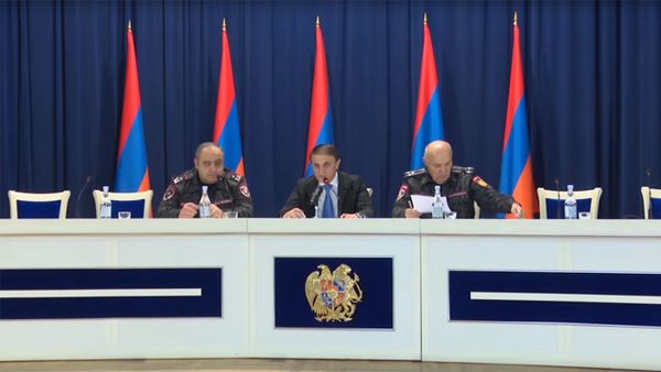 Հանդիպում ու աշխատանքային խորհրդակցություն ՀՀ ոստիկանությունում - Sputnik Արմենիա