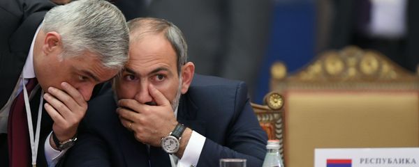 И.о. премьер-министра Армении Никол Пашинян на заседании Высшего Евразийского экономического совета (6 декабря 2018). Санкт-Петербург И.о. премьер-министра Армении Никол Пашинян на заседании Высшего Евразийского экономического совета (6 декабря 2018). Санкт-Петербург - Sputnik Армения