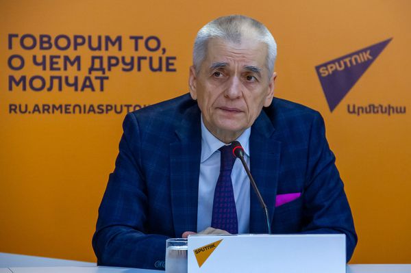 До сих пор не оправился от травмы: депутат Госдумы о Спитакском землетрясении - Sputnik Армения
