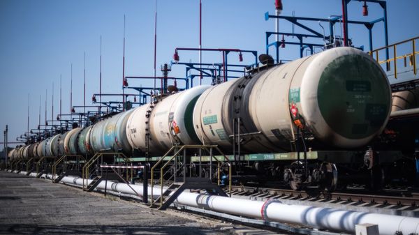Нефтяные цистерны, архивное фото Нефтяные цистерны, архивное фото - Sputnik Армения