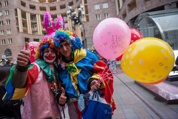 Торжественная церемония открытия рождественской ярмарки на Северном проспекте в Ереване Торжественная церемония открытия рождественской ярмарки на Северном проспекте в Ереване - Sputnik Армения