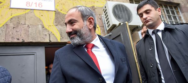 И.о. премьер-министра Никол Пашинян на избирательном участке (9 декабря 2018). Еревaн - Sputnik Արմենիա