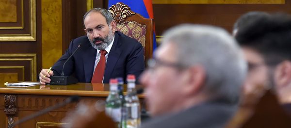 Пресс-конференция и.о. премьер-министра Никола Пашиняна международным СМИ (10 декабря 2018). Еревaн Пресс-конференция и.о. премьер-министра Никола Пашиняна международным СМИ (10 декабря 2018). Еревaн - Sputnik Армения