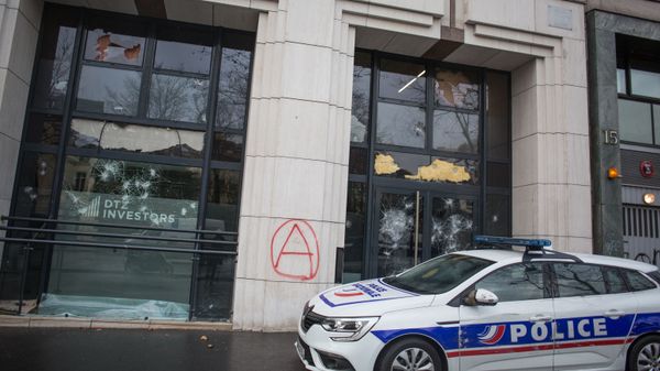 Последствия протестов в Париже  - Sputnik Армения