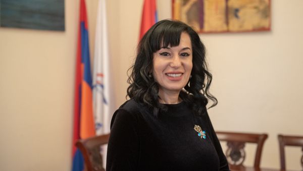 Наира Зограбян Наира Зограбян - Sputnik Արմենիա