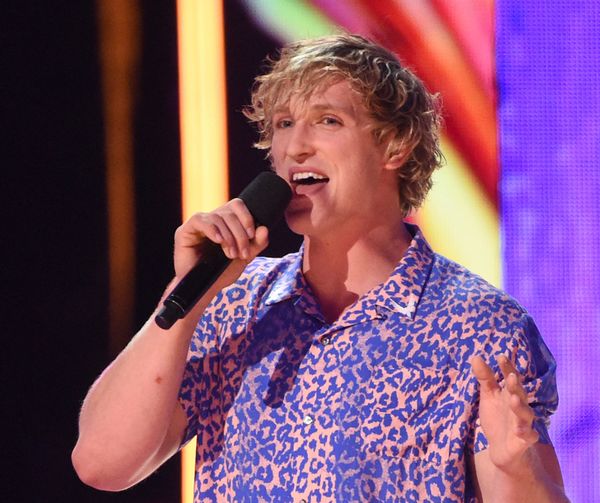 Американский видеоблогер Логан Пол (Logan Paul) на церемонии Teen Choice Awards в Гален Центре (13 августа 2017). Лос-Анджелес Американский видеоблогер Логан Пол (Logan Paul) на церемонии Teen Choice Awards в Гален Центре (13 августа 2017). Лос-Анджелес - Sputnik Армения