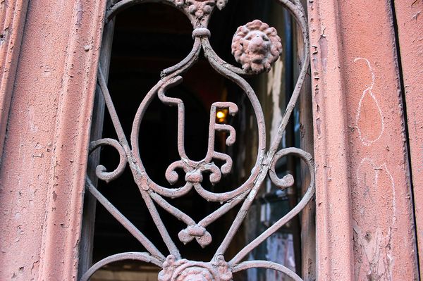 Сердце болит: обитель выдающихся армян Тифлиса рушится на глазах - фото - Sputnik Армения