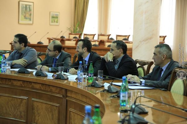 Զոհված ու հաշմանդամ դարձած զինծառայողների ընտանիքներից քանի՞սն են հատուցում ստացել - Sputnik Արմենիա