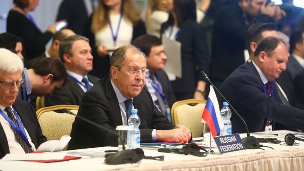Выступление главы МИД России Сергея Лаврова на 39-м заседании Совета министров иностранных дел государств-членов ОЧЭС (14 декабря 2018). Баку - Sputnik Армения