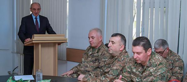 Рабочее совещание президента Карабаха Бако Саакяна в штабе Армии Обороны (14 декабря 2018). Степанакерт - Sputnik Արմենիա