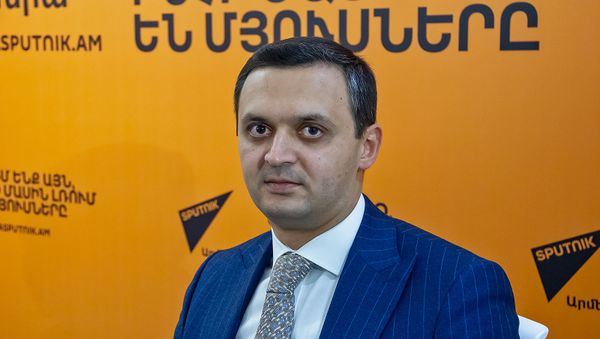 Арман Погосян - Sputnik Արմենիա