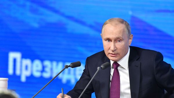 Президент России Владимир Путин во время ежегодной большой пресс-конференции (20 декабря 2018). Москвa - Sputnik Արմենիա