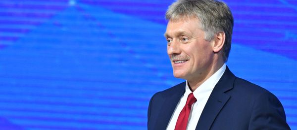 Пресс-секретарь президента РФ Дмитрий Песков во время ежегодной большой пресс-конференции Владимира Путина (20 декабря 2018). Москвa - Sputnik Արմենիա