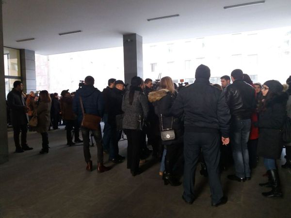 Забастовка и акция протеста в Ереване: сотрудники министерств недовольны планами Пашиняна Забастовка и акция протеста в Ереване: сотрудники министерств недовольны планами Пашиняна - Sputnik Армения