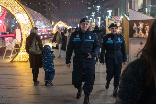 Полицейские — тоже Морозы: чем живут сотрудники патрульно-постовой службы Армении Полицейские — тоже Морозы: чем живут сотрудники патрульно-постовой службы Армении - Sputnik Армения
