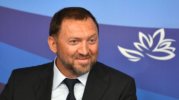 Президент, член совета директоров РУСАЛ, председатель наблюдательного совета группы компаний Базовый Элемент Олег Дерипаска - Sputnik Армения