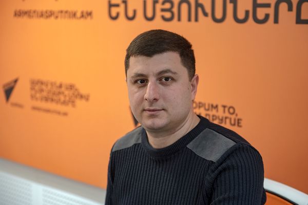 ВС Азербайджана пытались передислоцироваться, но АО Карабаха провалила план Баку - эксперт - Sputnik Армения