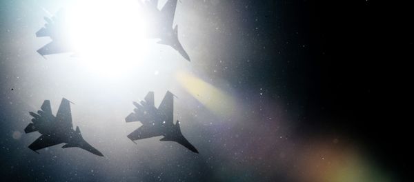 Истребители Су-30СМ пилотажной группы Русские Витязи во время празднования 80-летия Центра показа авиационной техники им. Кожедуба на аэродрома Кубинка в Московской области Истребители Су-30СМ пилотажной группы Русские Витязи во время празднования 80-летия Центра показа авиационной техники им. Кожедуба на аэродрома Кубинка в Московской области - Sputnik Армения