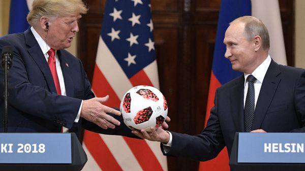 Встреча президента РФ Владимира Путина и президента США Дональда Трампа в Хельсинки - Sputnik Армения