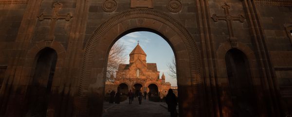 Рождественский сочельник в церкви Святой Гаяне (5 января 2019). Эчмиадзин Рождественский сочельник в церкви Святой Гаяне (5 января 2019). Эчмиадзин - Sputnik Армения