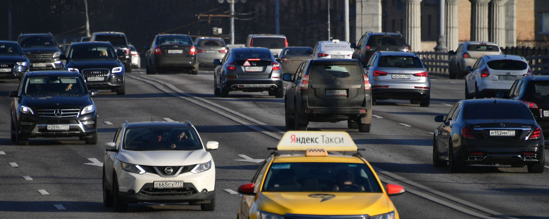 Транспортное движение в Москве Транспортное движение в Москве - Sputnik Արմենիա, 1920, 06.04.2021