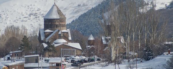 Церковь Кечарис в Цахкадзоре Церковь Кечарис в Цахкадзоре - Sputnik Արմենիա
