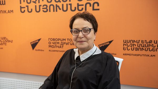 Лариса Алавердян - Sputnik Արմենիա