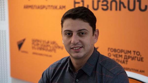 Նարեկ Հախնազարյան - Sputnik Արմենիա
