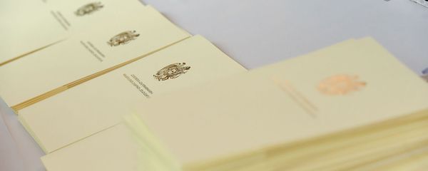 Церемония вручения мандатов депутатам Национального Собрания Армении 7-го созыва (10 января 2019). Еревaн - Sputnik Արմենիա