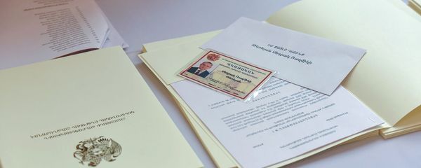 Церемония вручения мандатов депутатам Национального Собрания Армении 7-го созыва (10 января 2019). Еревaн - Sputnik Армения