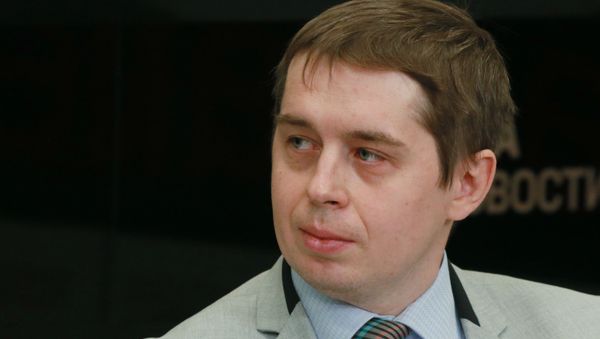 Старший аналитик инвестиционной компании Альпари Роман Ткачук  - Sputnik Армения
