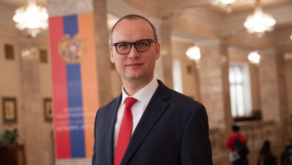 Алексей Сандыков на церемонии вручения мандатов депутатам Национального Собрания Армении 7-го созыва (10 января 2019). Еревaн - Sputnik Армения