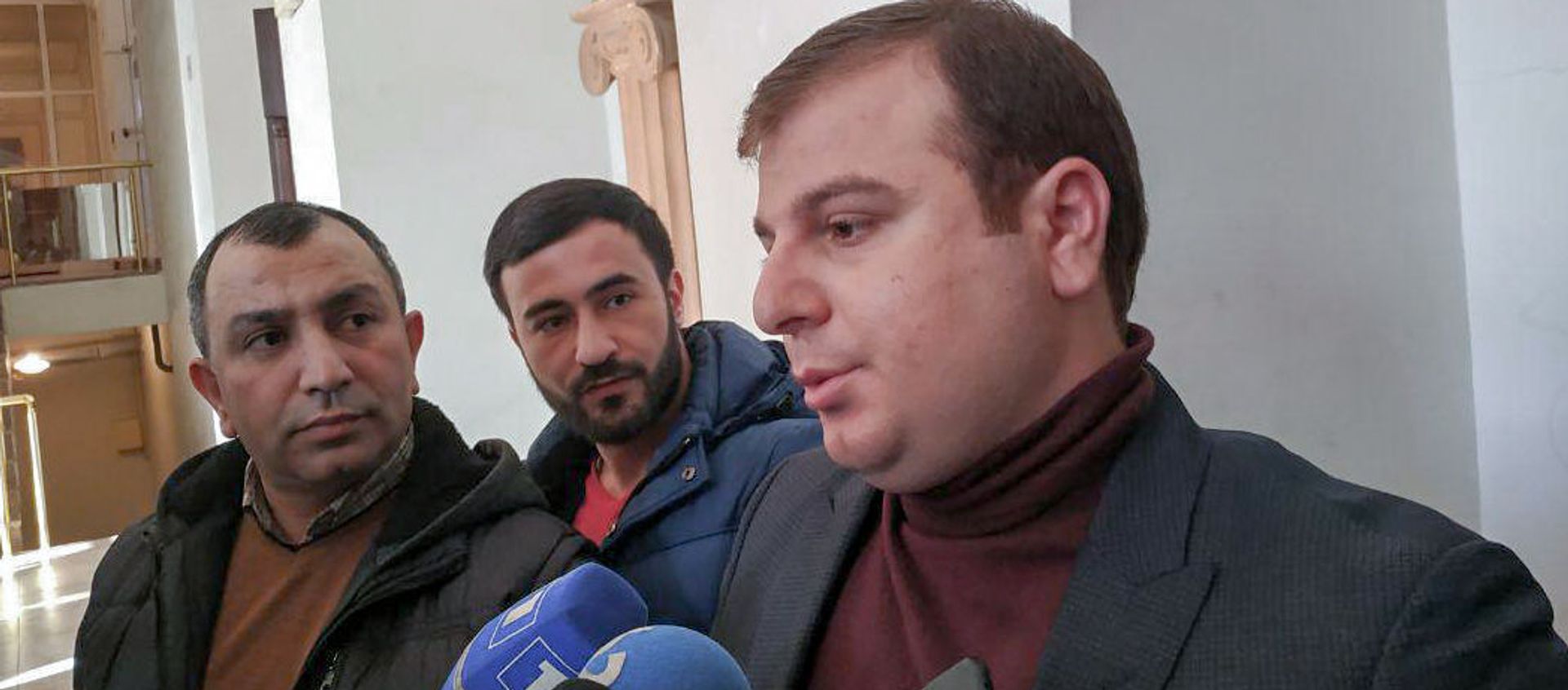 Адвокат Эрик Алексанян ответил на вопросы журналистов (11 января 2019). Еревaн - Sputnik Армения, 1920, 29.07.2021