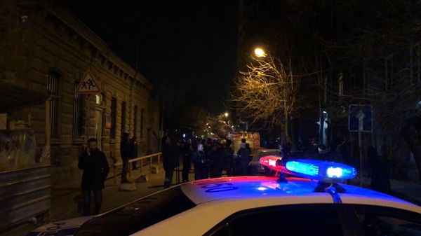 Старинное здание в центре Еревана зарезали: детскому хору негде репетировать - Sputnik Армения