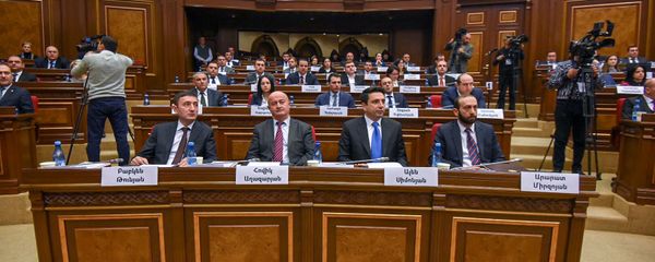 Первое заседание Парламента Армении 7-го созыва (14 января 2019). Еревaн Первое заседание Парламента Армении 7-го созыва (14 января 2019). Еревaн - Sputnik Армения