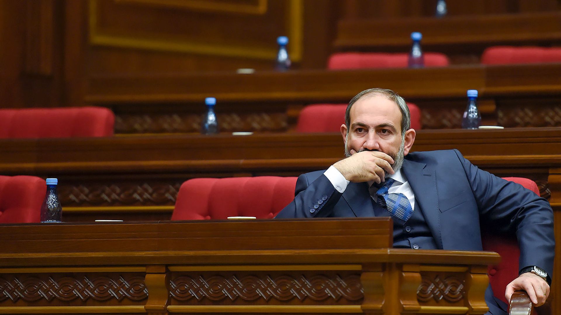 Премьер-министр Никол Пашинян во время первого заседания парламента Армении 7-го созыва (14 января 2019). Еревaн Премьер-министр Никол Пашинян во время первого заседания парламента Армении 7-го созыва (14 января 2019). Еревaн - Sputnik Армения, 1920, 17.03.2021