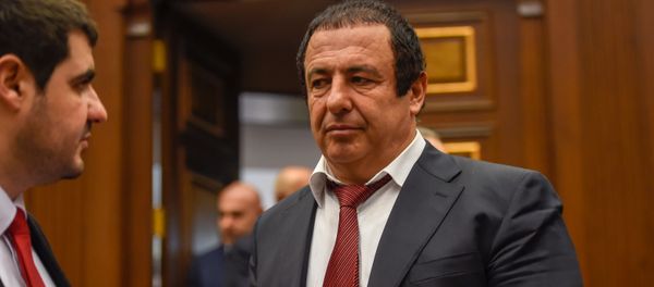 Руководитель фракции Процветающая Армения Гагик Царукян на заседании парламента Армении (15 января 2019). Еревaн Руководитель фракции Процветающая Армения Гагик Царукян на заседании парламента Армении (15 января 2019). Еревaн - Sputnik Армения