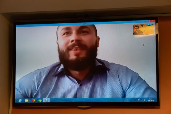Болгарский продюссер Виталий Шаркович на пресс-конференции режиссера Ованнеса Галстяна - Sputnik Армения