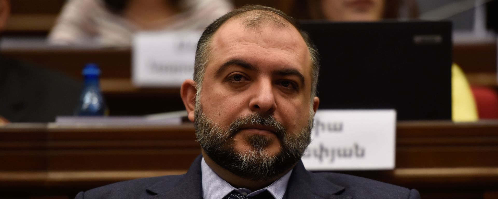 Депутат от фракции Мой Шаг Ваагн Тевосян на заседании парламента Армении (15 января 2019). Еревaн - Sputnik Արմենիա, 1920, 05.03.2021