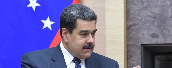 Президент РФ В. Путин встретился с президентом Венесуэлы Н. Мадуро Президент РФ В. Путин встретился с президентом Венесуэлы Н. Мадуро - Sputnik Армения