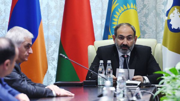 Выступление премьер-министра Армении Никола Пашиняна в штаб-квартире ЕЭК в связи с переходом председательства в органах ЕЭК к РА от РФ в 2019 году (25 января 2019). Москвa - Sputnik Армения