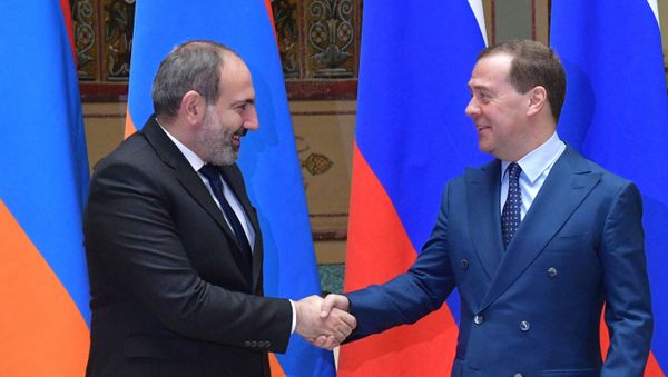 Встреча премьер-министров Армении и России Никола Пашиняна и Дмитрия Медведева (25 января 2019). Москвa - Sputnik Արմենիա