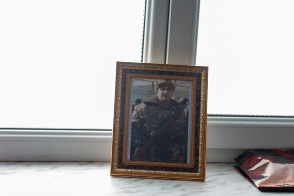 Никогда не забуду Карена: как мать погибшего солдата обрела счастье в квадрате Никогда не забуду Карена: как мать погибшего солдата обрела счастье в квадрате - Sputnik Армения