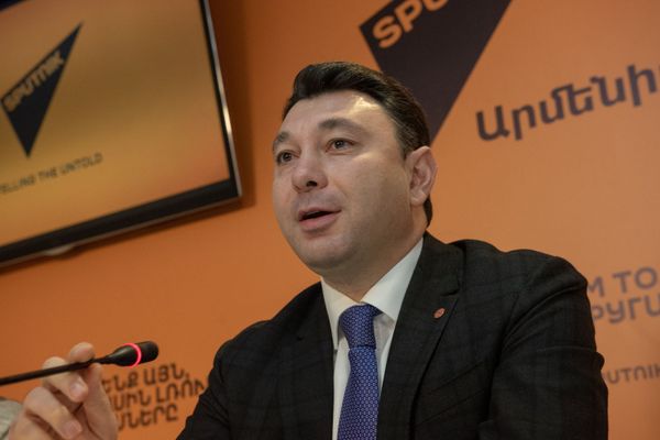 Эдуард Шармазанов на пресс-конференции в пресс-центре Sputnik Армения (29 января 2019). Еревaн - Sputnik Армения