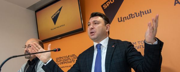 Эдуард Шармазанов на пресс-конференции в пресс-центре Sputnik Армения (29 января 2019). Еревaн - Sputnik Армения