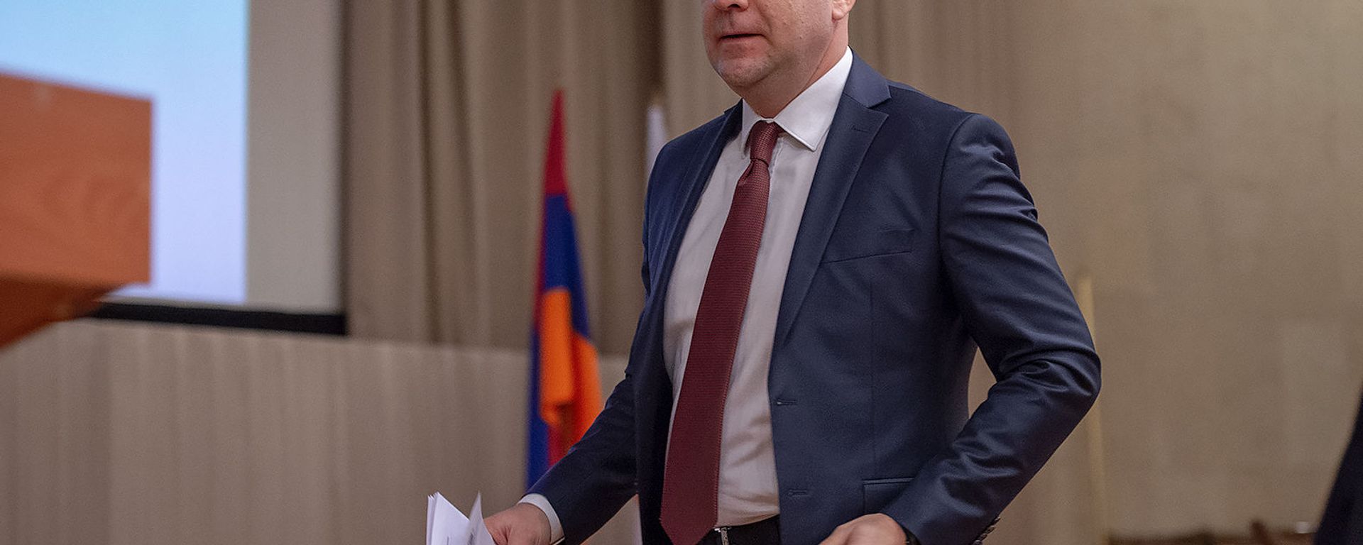 Заместитель руководителя Россотрудничества Павел Шевцов во время семинара О деятельности Российской Федерации в сфере содействия международному развитию (30 января 2019). Еревaн - Sputnik Армения, 1920, 02.07.2021