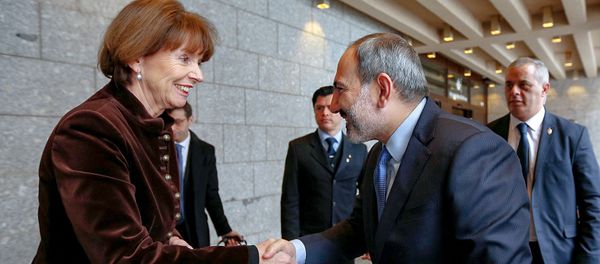 Премьер-министр Армении Никол Пашинян встретился с мэром Кельна Генриетой Рекери (31 января 2019). Кельн Премьер-министр Армении Никол Пашинян встретился с мэром Кельна Генриетой Рекери (31 января 2019). Кельн - Sputnik Արմենիա