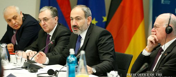 Премьер-министр Армении Никол Пашинян посетил офис немецкого фонда Конрада Аденауера (1 февраля 2019). Берлин - Sputnik Արմենիա